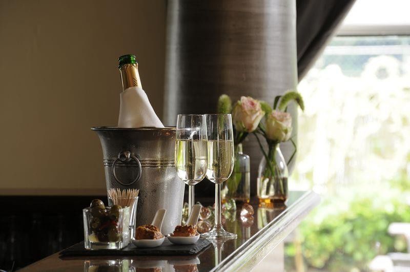 Fletcher Hotel-Restaurant De Reiskoffer Bosschenhoofd Екстер'єр фото