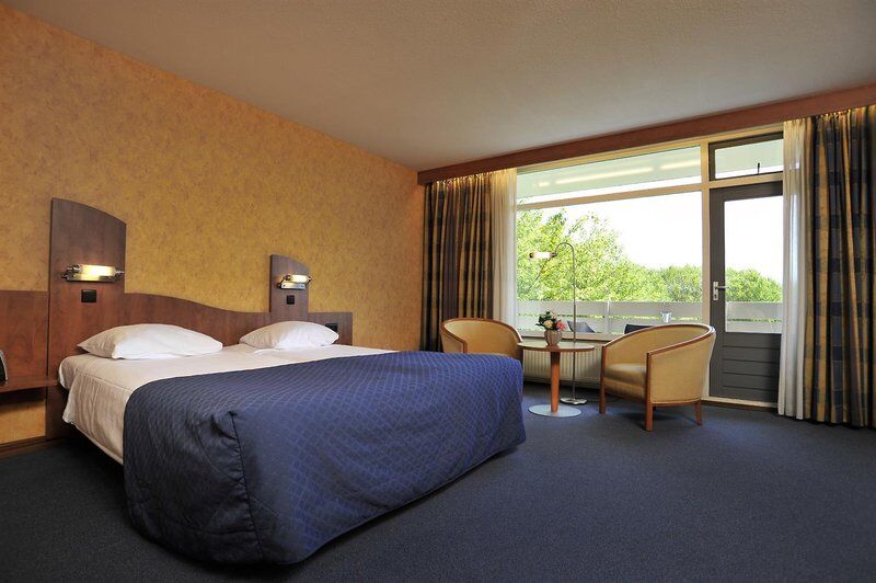 Fletcher Hotel-Restaurant De Reiskoffer Bosschenhoofd Екстер'єр фото